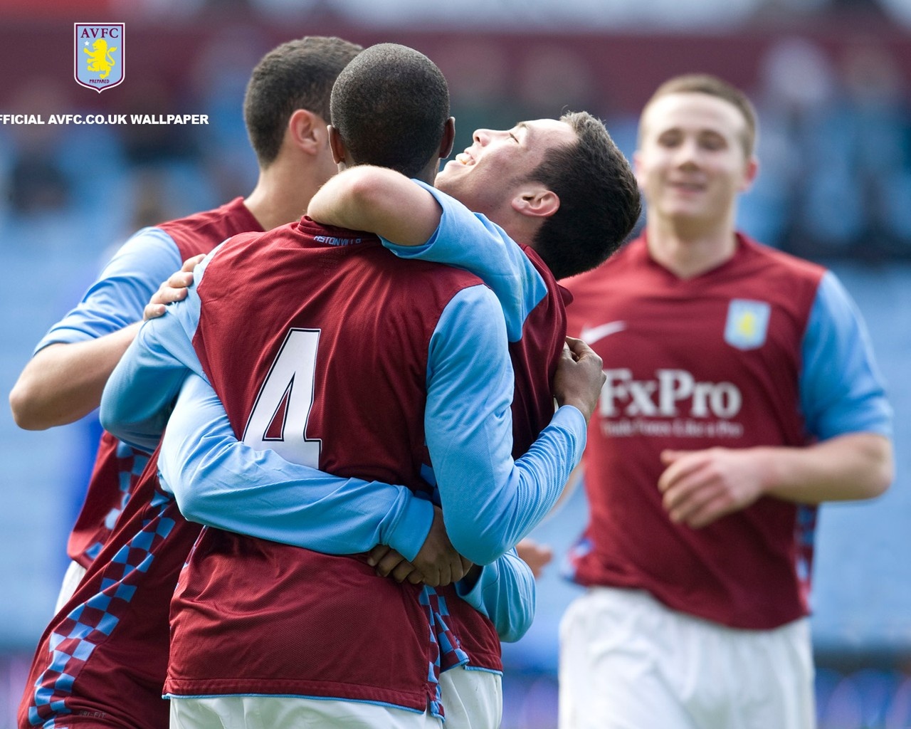 唯一全勤! 每体：埃里克·加西亚已成巴萨核心之一，表现全能（每体：全队唯一全勤的埃里克·加西亚已成巴萨核心，表现全面）