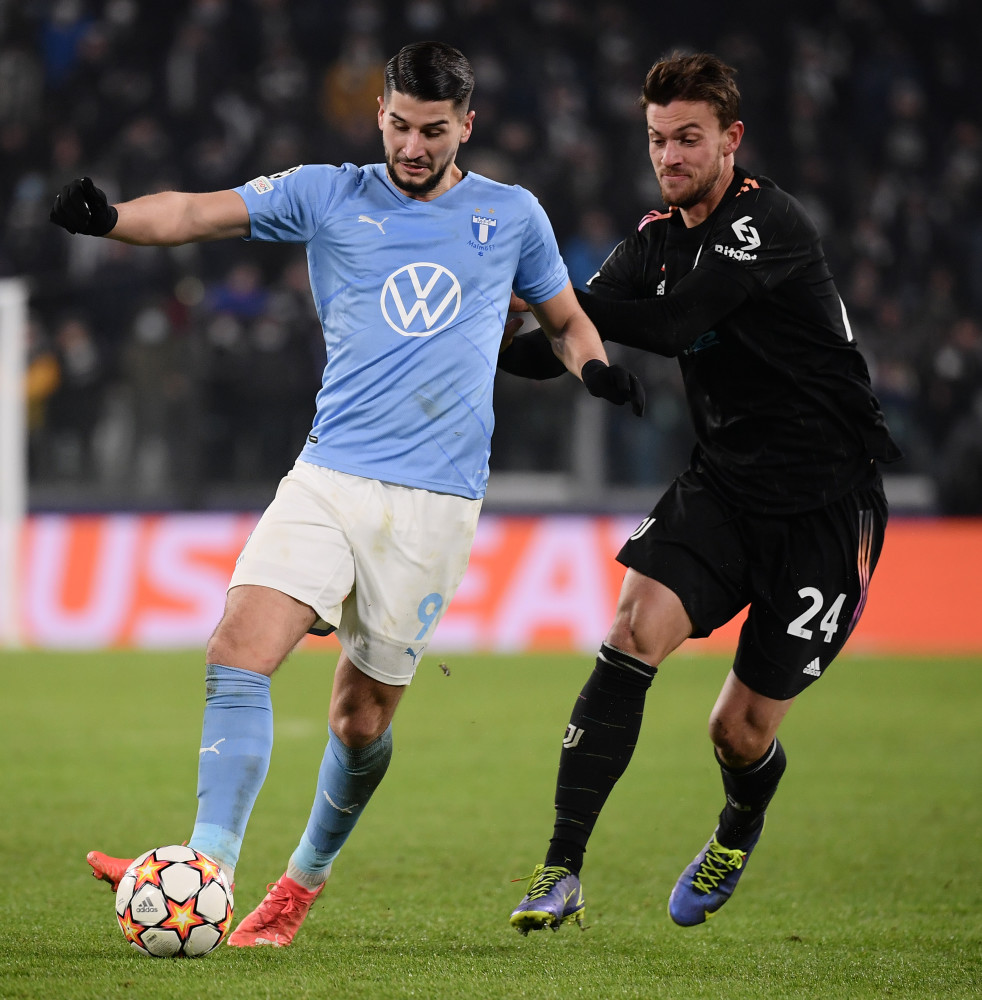 手感爆棚！新疆外援纳托尔半场7中6贡献15分（手感火热！新疆外援纳托尔半场7投6中砍下15分）