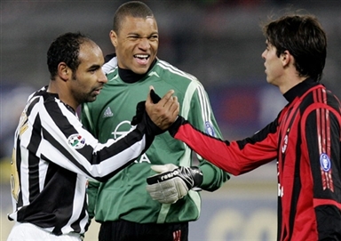 波兰主帅：要帮扎莱夫斯基找回状态；我觉得莱万还没决定未来