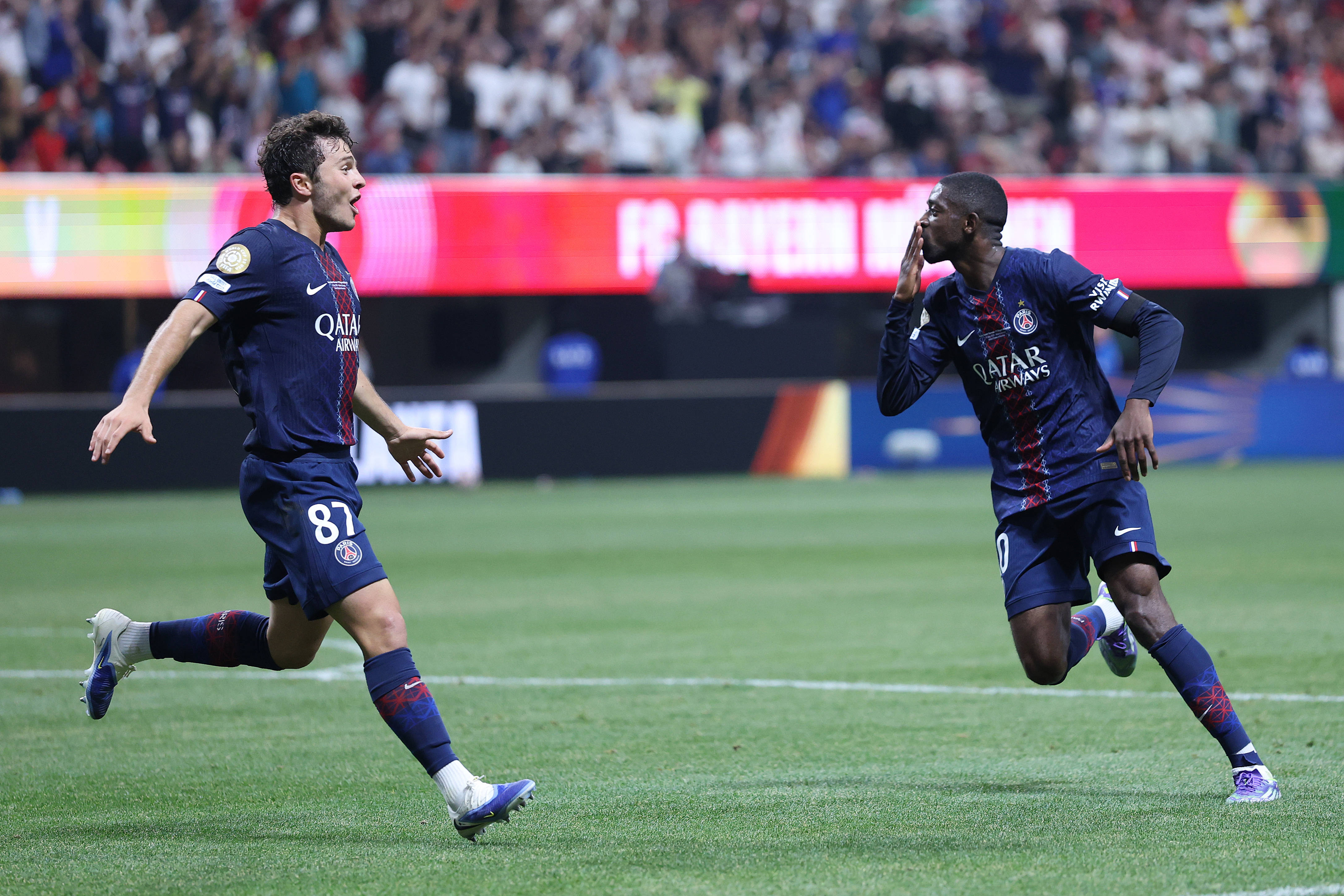 乌姆蒂蒂：德尚是顶级教练标杆；博格巴心理强大能重返巅峰