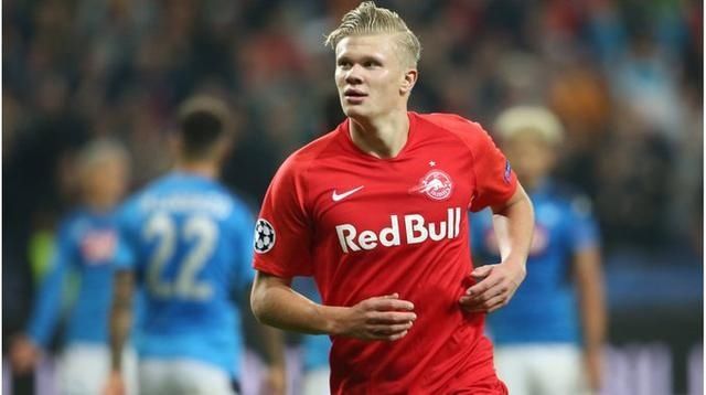 英超曼城与利物浦积分榜争夺白热化