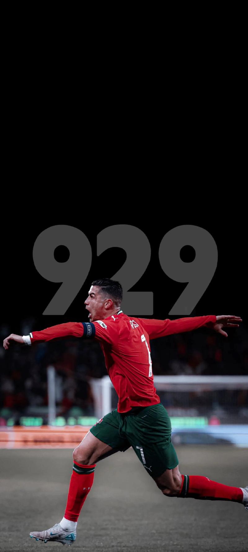 继C罗之后，姆巴佩是第二位单一自然年为皇马进球53+的球员