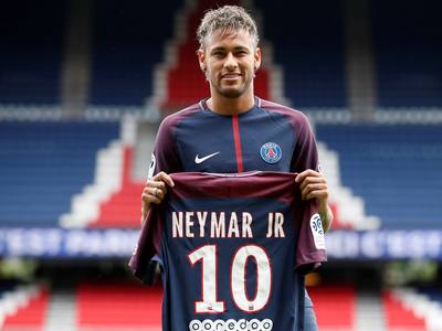 巴乔：希望意大利能晋级世界杯；我对94年美国世界杯终身难忘（巴乔：盼意大利闯入世界杯，1994美国世界杯让我铭记一生）