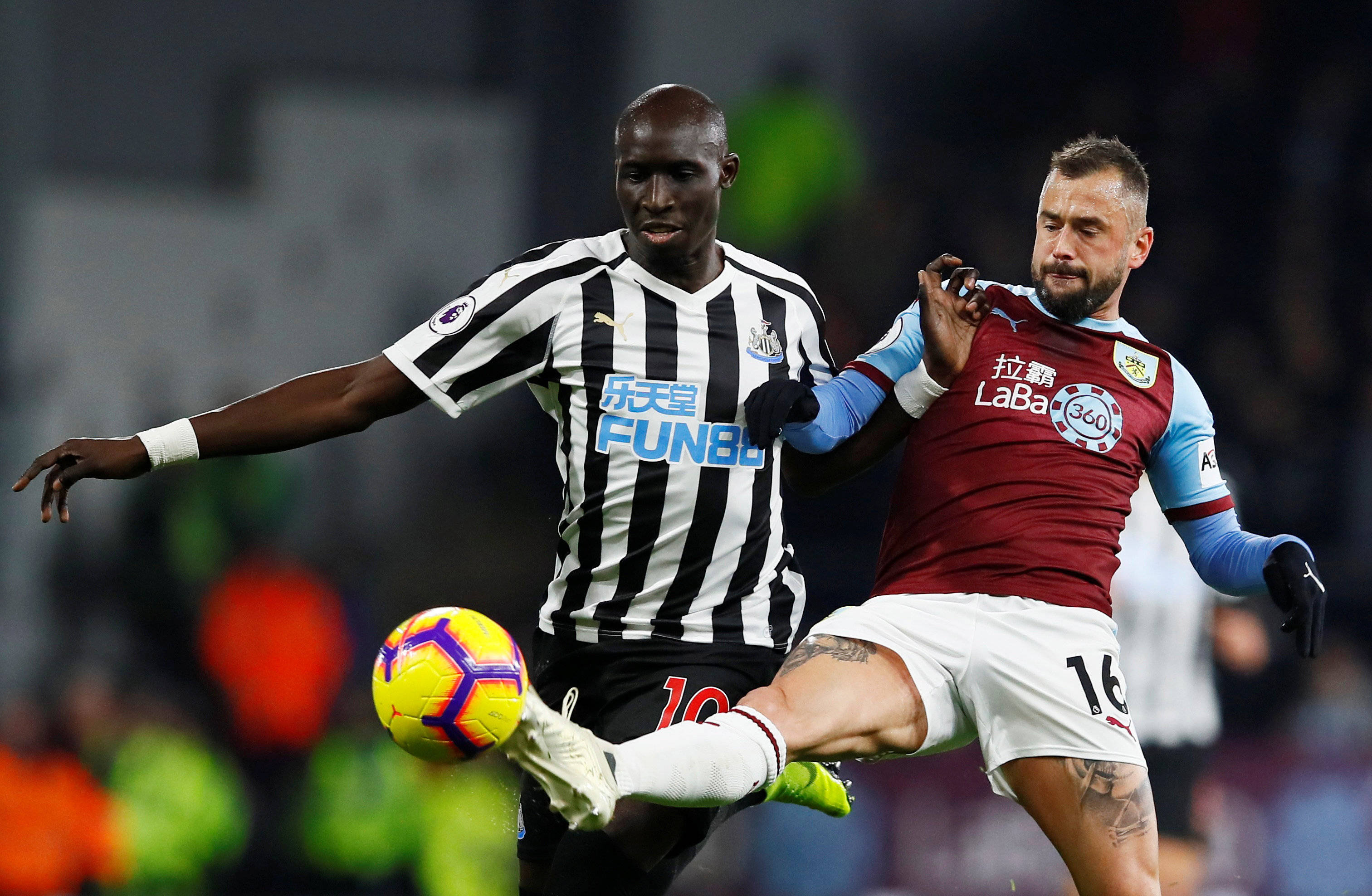 斯基拉：因西涅有望自由转会加盟拉齐奥，并签约至2027年